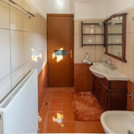 Ersis Retreat * Kalívia