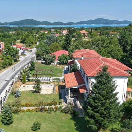 Ersis Retreat Kalívia