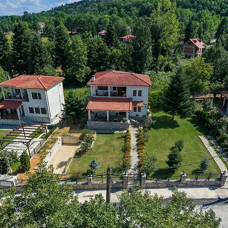 Dom wakacyjny Ersis Retreat
